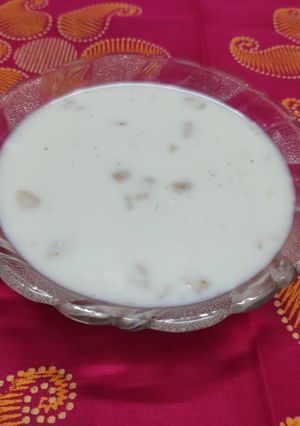ખીર (Kheer Recipe In Gujarati) રેસીપી મુખ્ય ફોટો