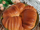 Woll Roll Bread