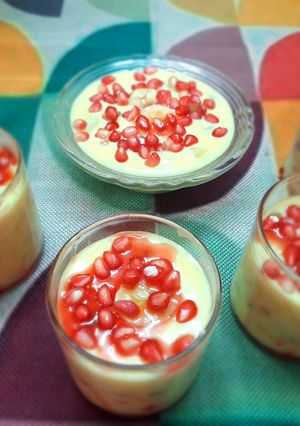 A picture of Fruit Custard.