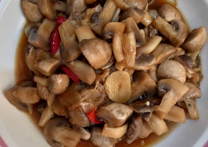 Cara bikin Tumis Jamur Kancing sederhana ala Rumahan