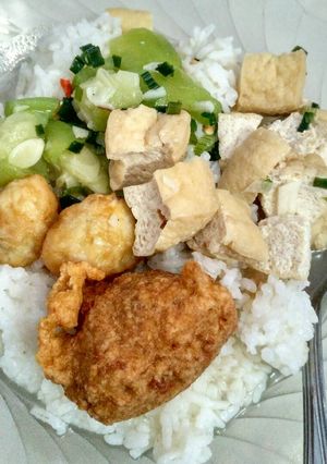 Foto resep Sup Oyong Telur Puyuh + Bakwan Goreng Udang