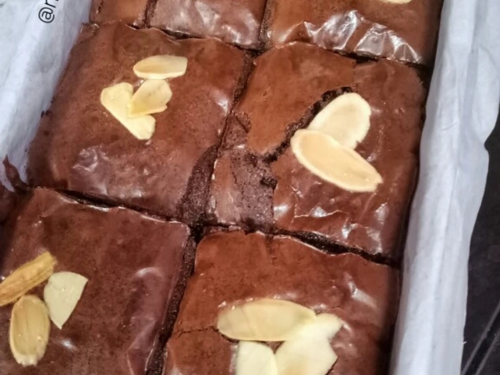 Langkah Gampang Menyiapkan Resep Shiny Crust Brownies yang Menggugah Selera Anti Ribet, Bikin Ngiler