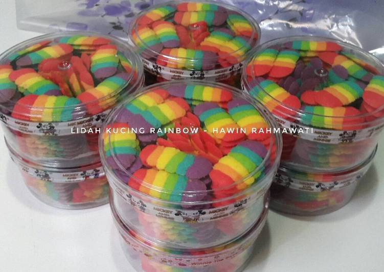 Cara termudah untuk Royal saat makan malamLidah Kucing Rainbow