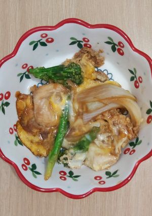 Hình của món CƠM GÀ TRỨNG (OYAKO-DON NẤU VỚI NGUYÊN LIỆU VIỆT).