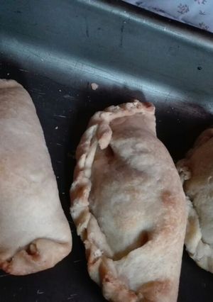 Una foto de Empanadas de atún, con garbanzo y arroz