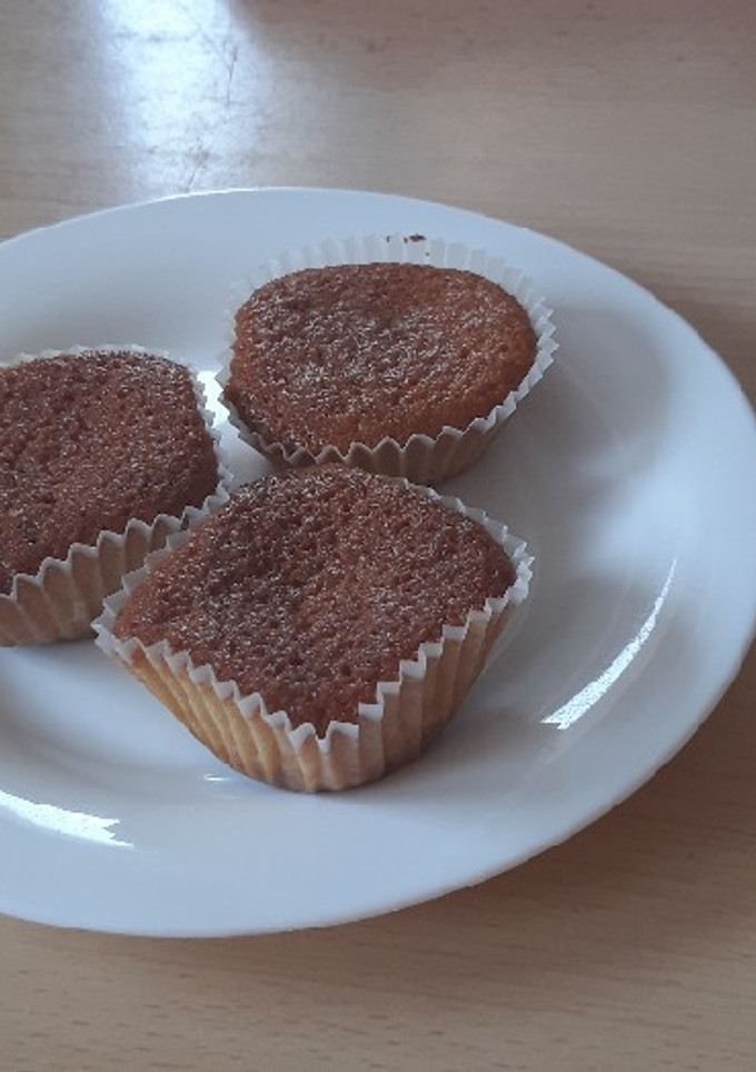 Una foto de Magdalenas de vainilla con mantequilla