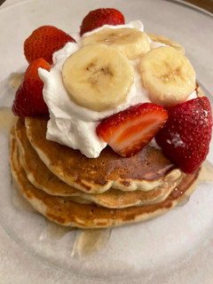 A picture of Banana Pancakes 🍌.