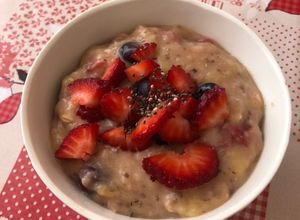 Una foto de Porridge de avena (avena cocida) 🥣