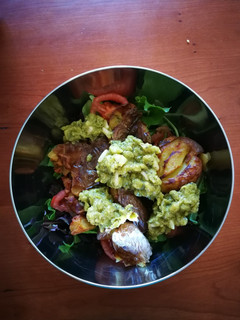 Una foto de Ensalada de patatas y guisantes