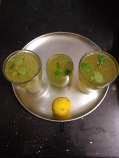 *லெமன், மின்ட், ஜூஸ்(lemon mint juice recipe in tamil) செய்முறை முக்கிய புகைப்படம்