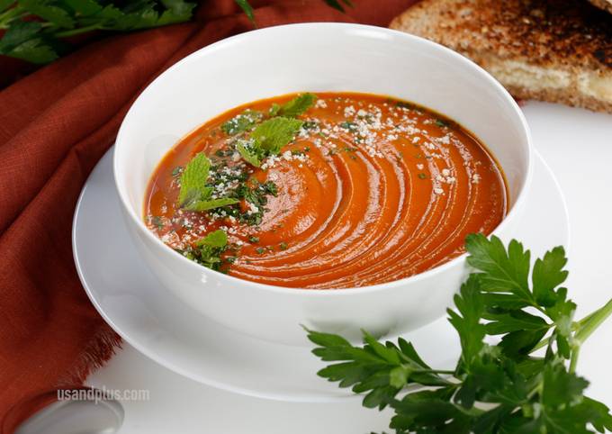 Roasted Carrot and Red Pepper Soup