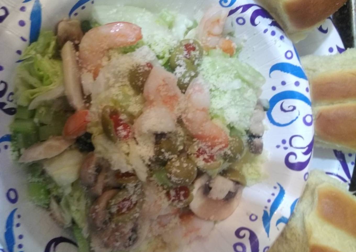 QUICK, SHRIMP & MUSHROOM SALAD