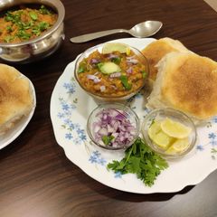 A picture of Khada Pav Bhaji.