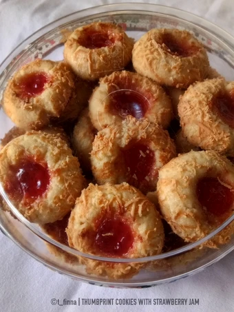 Easy Steps to Make Recipes Cheese Thumbprint Cookies with Strawberry Jam the Perfect So Delicious.