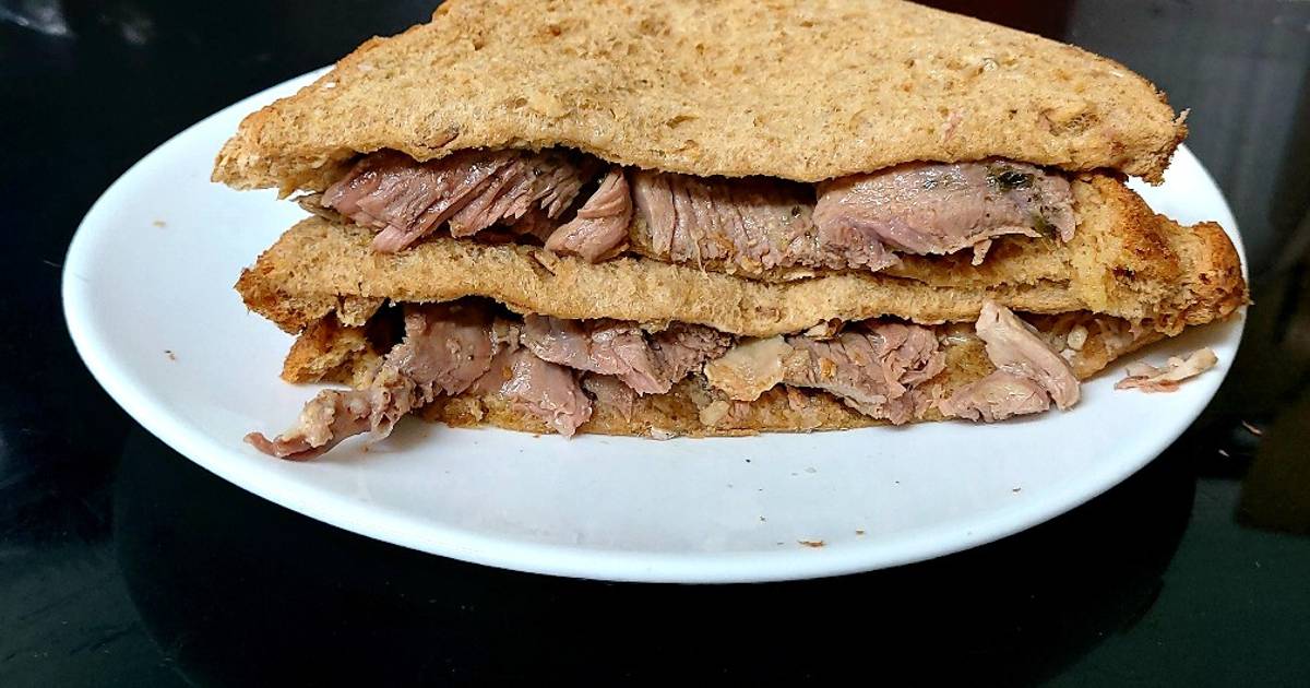 My Roast Lamb and Mint Sauce Sandwich 🤩😋 Recipe by Maureen 😀 Cookpad
