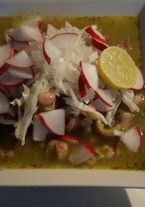 A picture of Green Chicken Pozole.