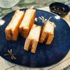 A picture of Japanese Shrimp Toast or Hatoshi (ハトシの作り方) with gluten free option.