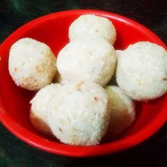 A picture of Sesame laddu.