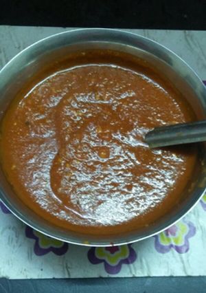 टमाटर लाल मिर्च की चटनी (Tamatar lal mirch ki chutney recipe in Hindi) रेसिपी मुख्य फोटो
