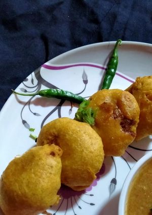 आलू चोप (Aloo chop recipe in Hindi) रेसिपी मुख्य फोटो