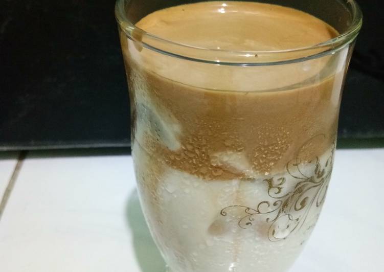 Cara Gampang Menyiapkan Dalgona coffee ala mama raka Anti Gagal