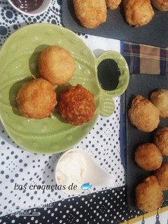 Una foto de Croquetas de arroz y pescado