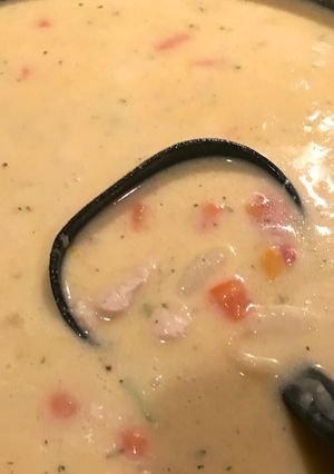 A picture of Chicken potatoes soup.