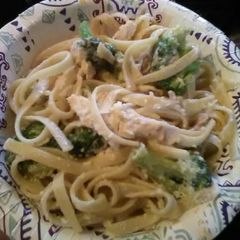 A picture of Broccoli Chicken Fettuccine Alfredo.