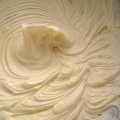 A picture of Coconut Cream Cheese Frosting.