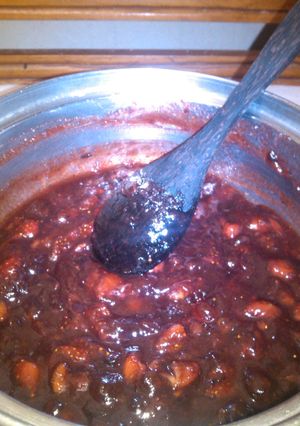 Foto resep Selai Strawberry Kurma