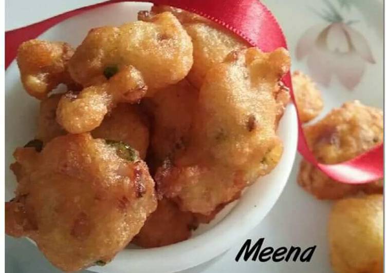 Recipe of Speedy Moong daal ke mix pakode