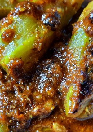 পটল ঝাল(Potol jhal recipe in Bengali) রেসিপির প্রধান ছবি