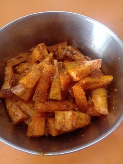 લસનીયા ગાજર (Garlic Carrot Recipe in Gujarati) રેસીપી મુખ્ય ફોટો