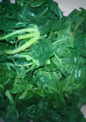 Foto resep Tips agar lalapan daun singkong /pepaya warnanya cantik