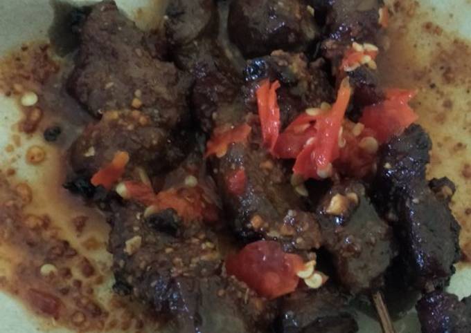 Sate bumbu kacang pedas