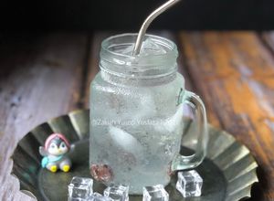 Gambar Sour Plum With Ice Cream Soda