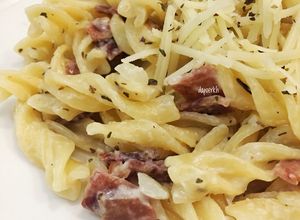 Foto resep Fusilli Carbonara Simple