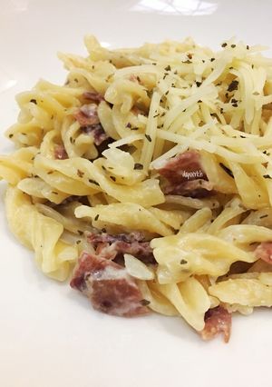 Foto resep Fusilli Carbonara Simple