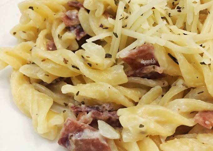 Resep Fusilli Carbonara Simple Oleh Kristina Heryawati Cookpad