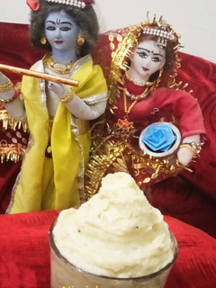 होम मेड मसाला बटर(Home made masala butter recipe in Hindi) रेसिपी मुख्य फोटो