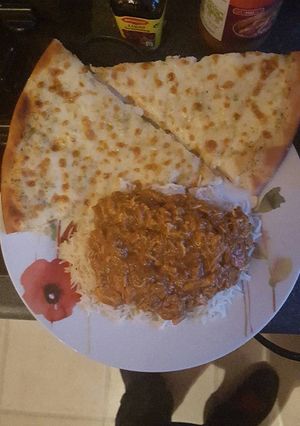 A picture of Cheap chicken curry.