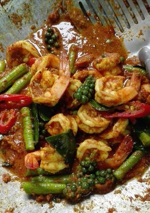 รูปของ กุ้งผัดพริกแกงใต้
