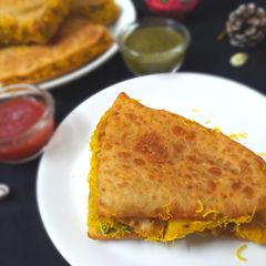 A picture of Open samosa.