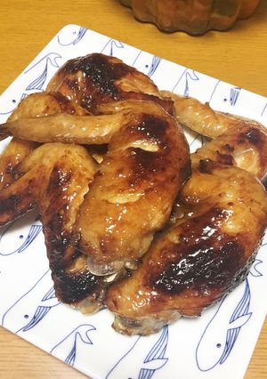 Hình của món Cánh gà nướng mật ong.