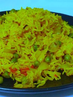 मटर पुलाव (matar pulao recipe in Hindi) रेसिपी मुख्य फोटो
