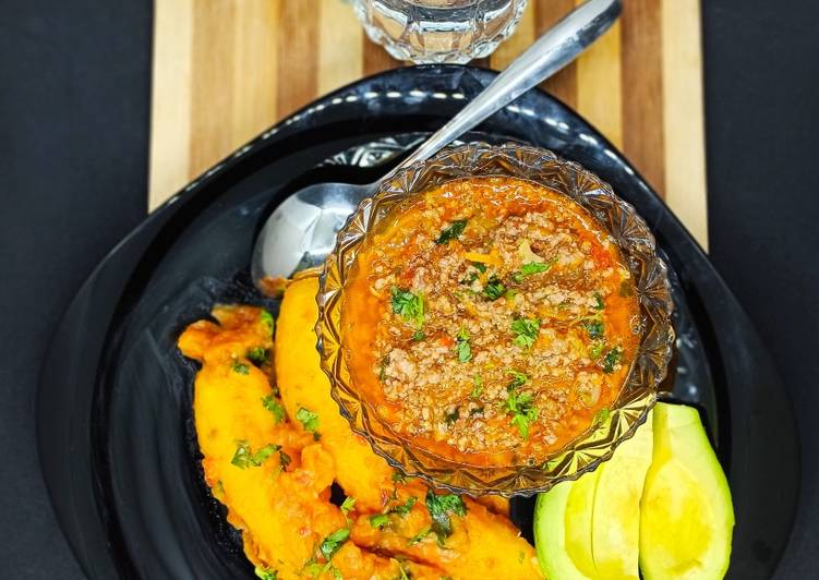 Green bananas(matoke) and minced meat