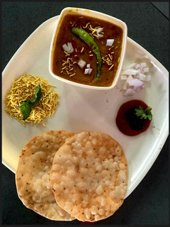 दाल पकवान(daal pakwan recipe in hindi) रेसिपी मुख्य फोटो