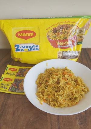 मैगी (maggi recipe in Hindi) रेसिपी मुख्य फोटो