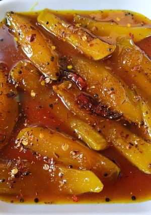 টক ঝাল মিষ্টি আমের চাটনি (Tok Jhal Misti Amer Chutney recipe in bengali) রেসিপির প্রধান ছবি