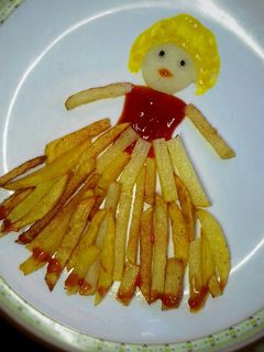 Una foto de Muñeca con Patatas fritas para niños
